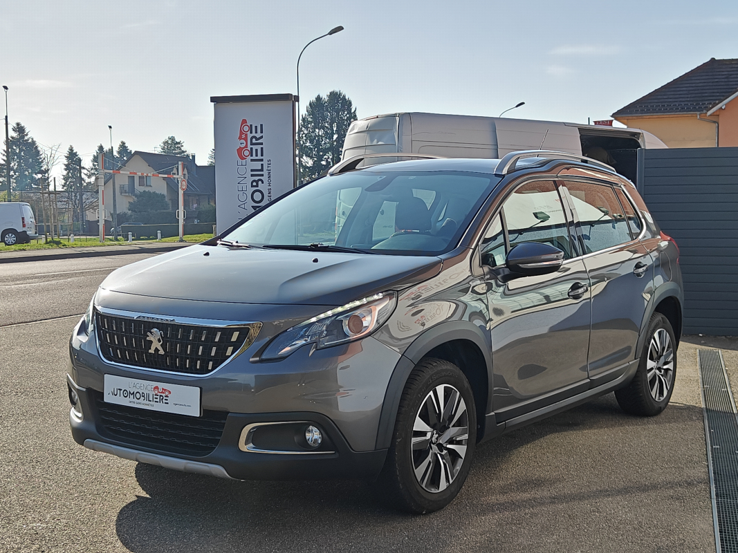 Peugeot 2008 — 3