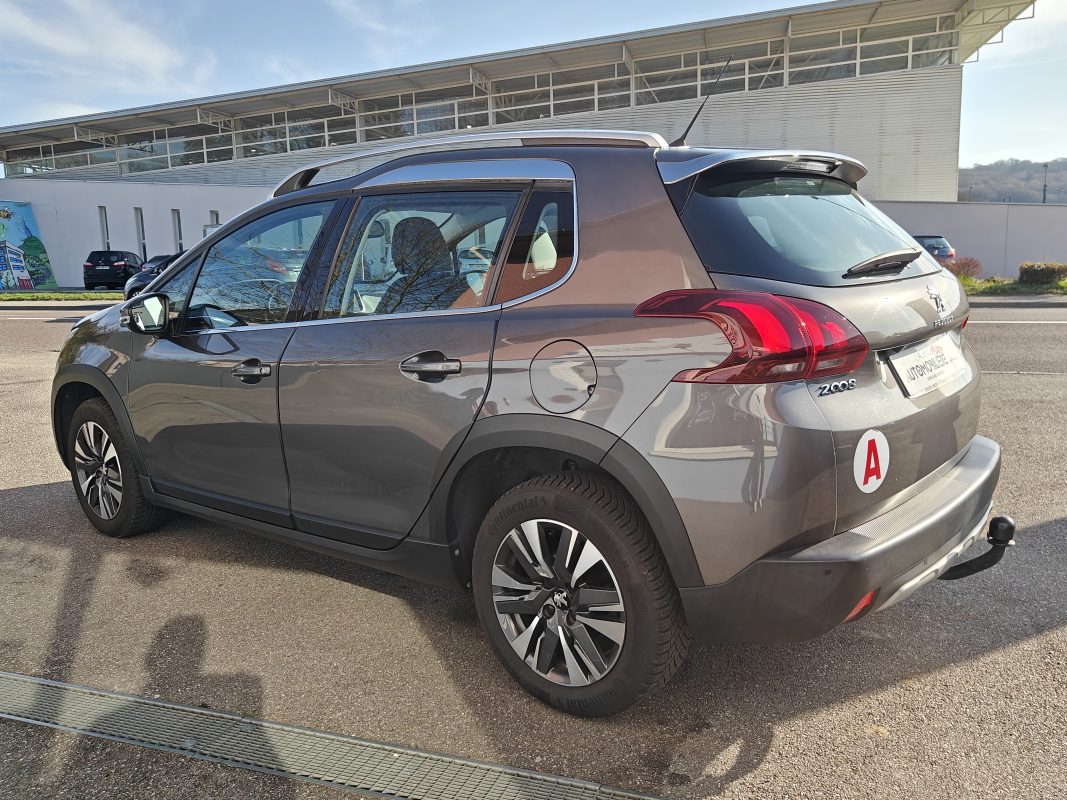 Peugeot 2008 — 5