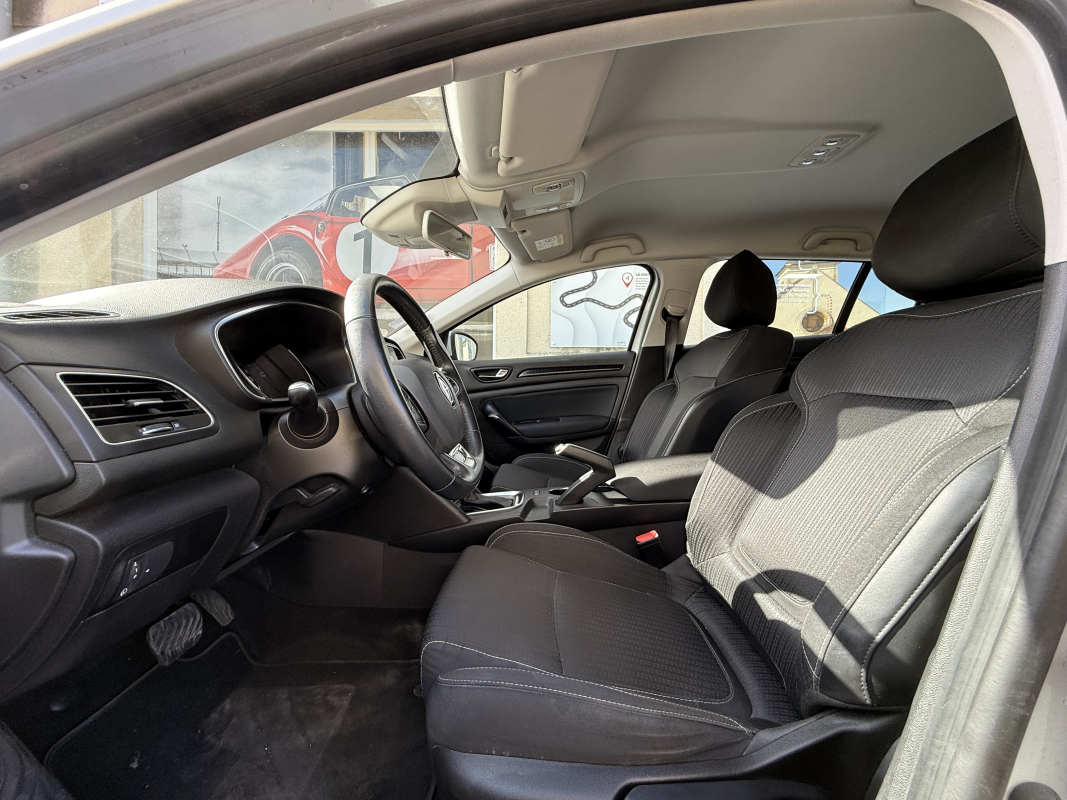 Renault Megane — 10