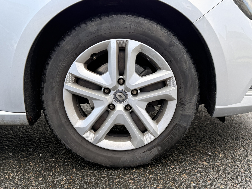 Renault Megane — 21