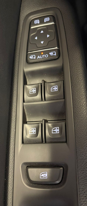 Renault Captur — 34