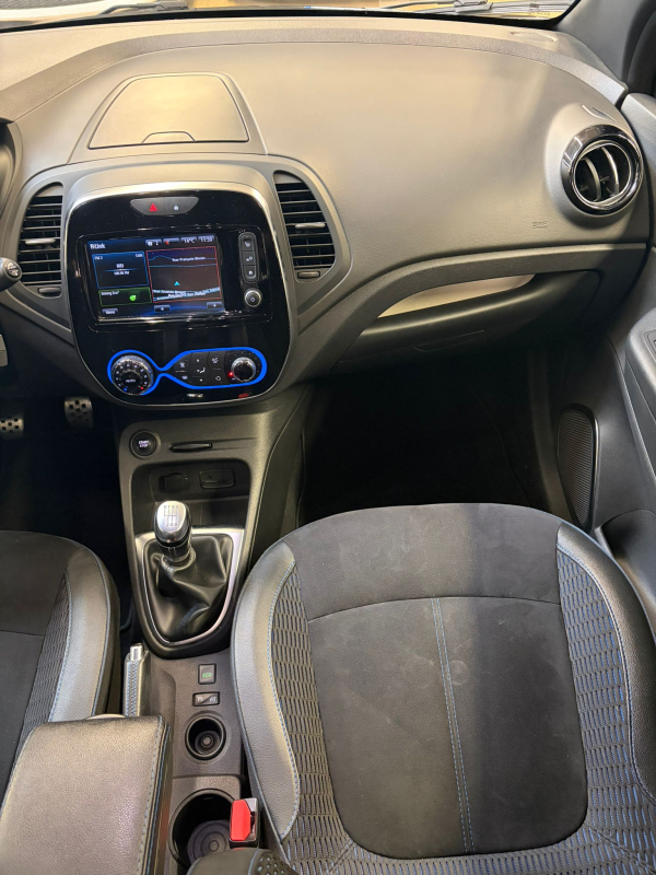 Renault Captur — 17