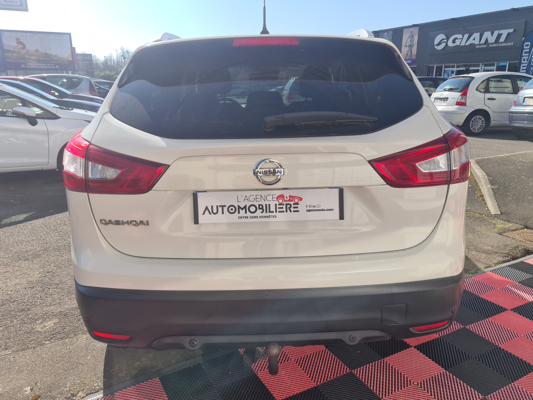 Nissan Qashqai — 4