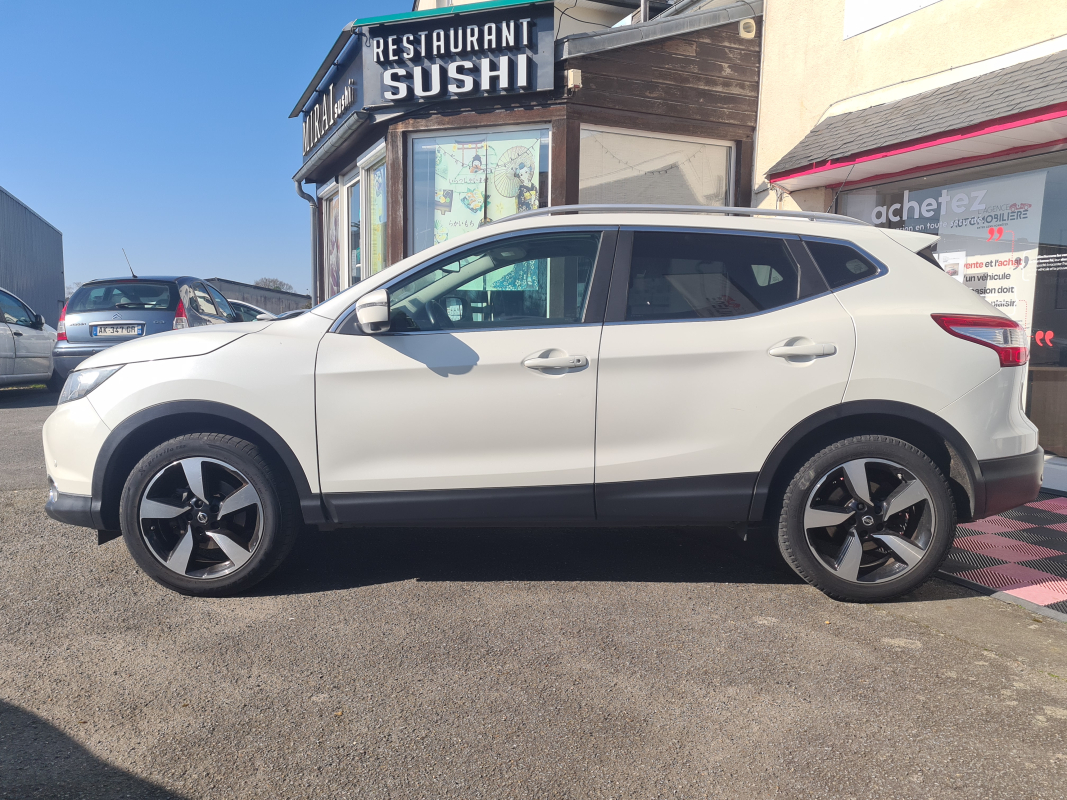 Nissan Qashqai — 2