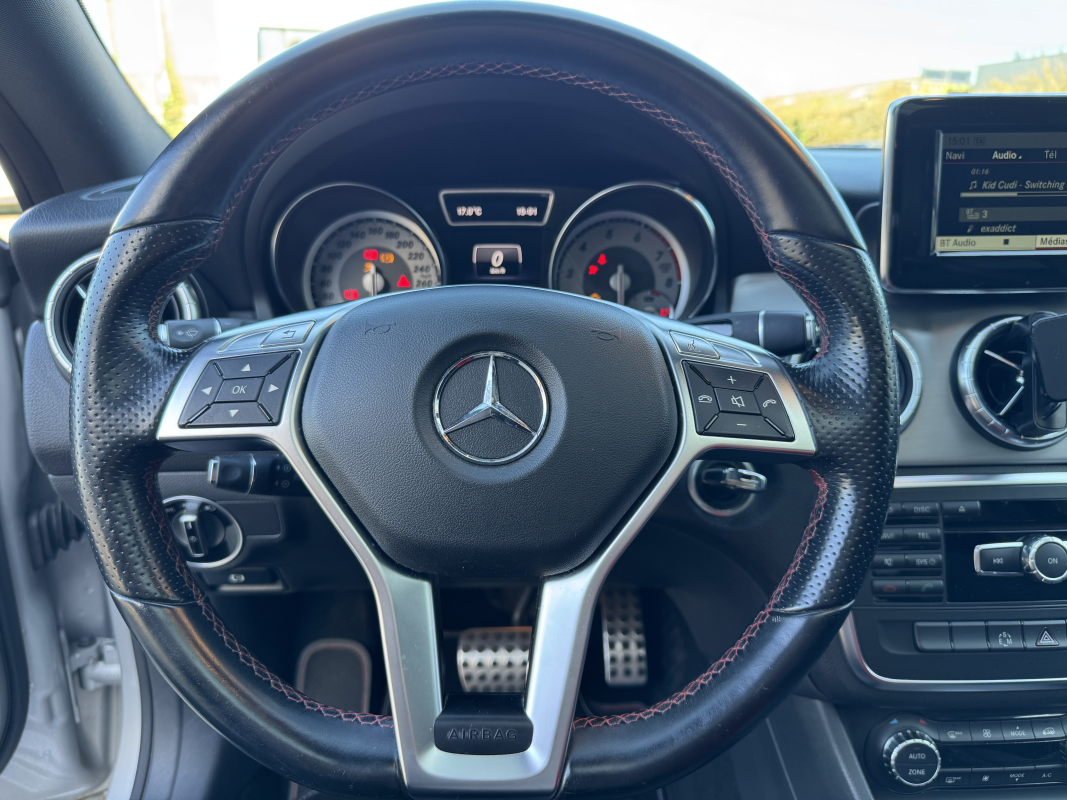 Mercedes Classe CLA — 15