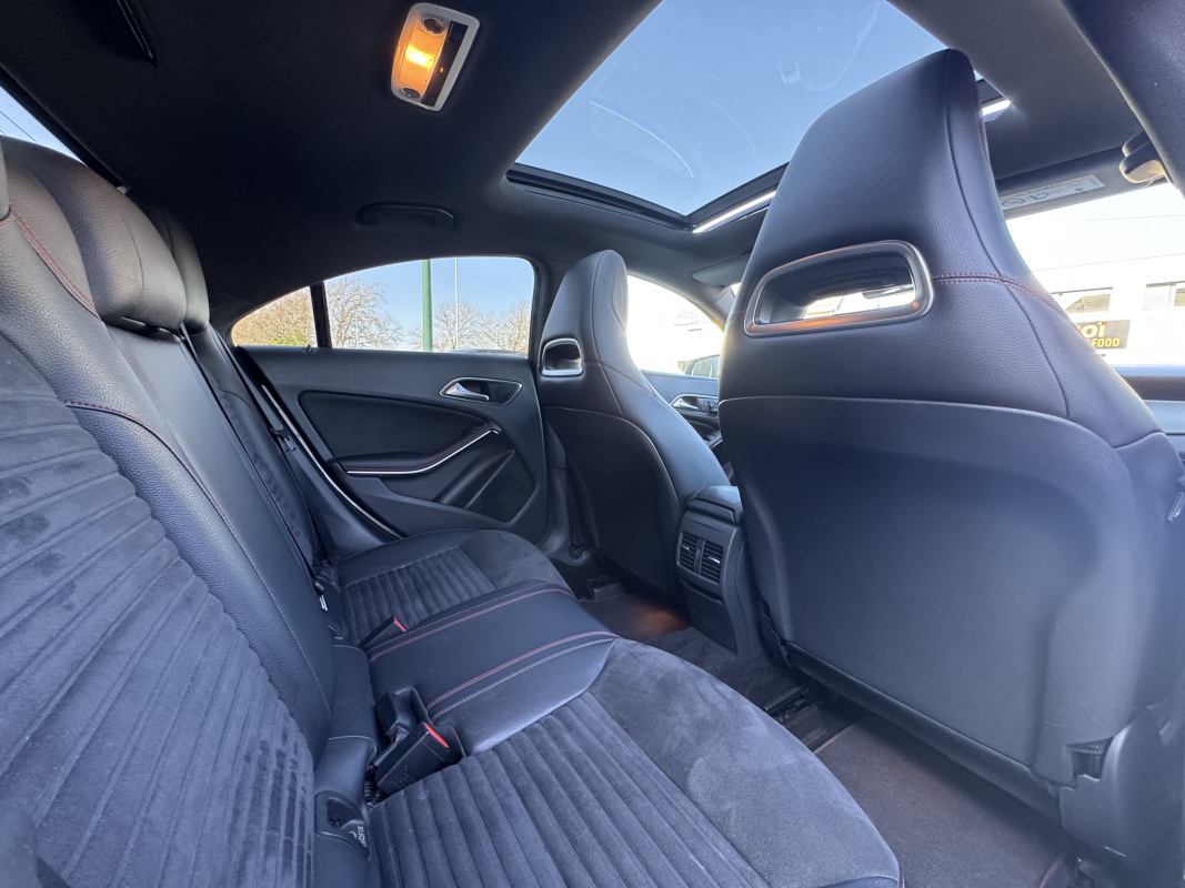 Mercedes Classe CLA — 24