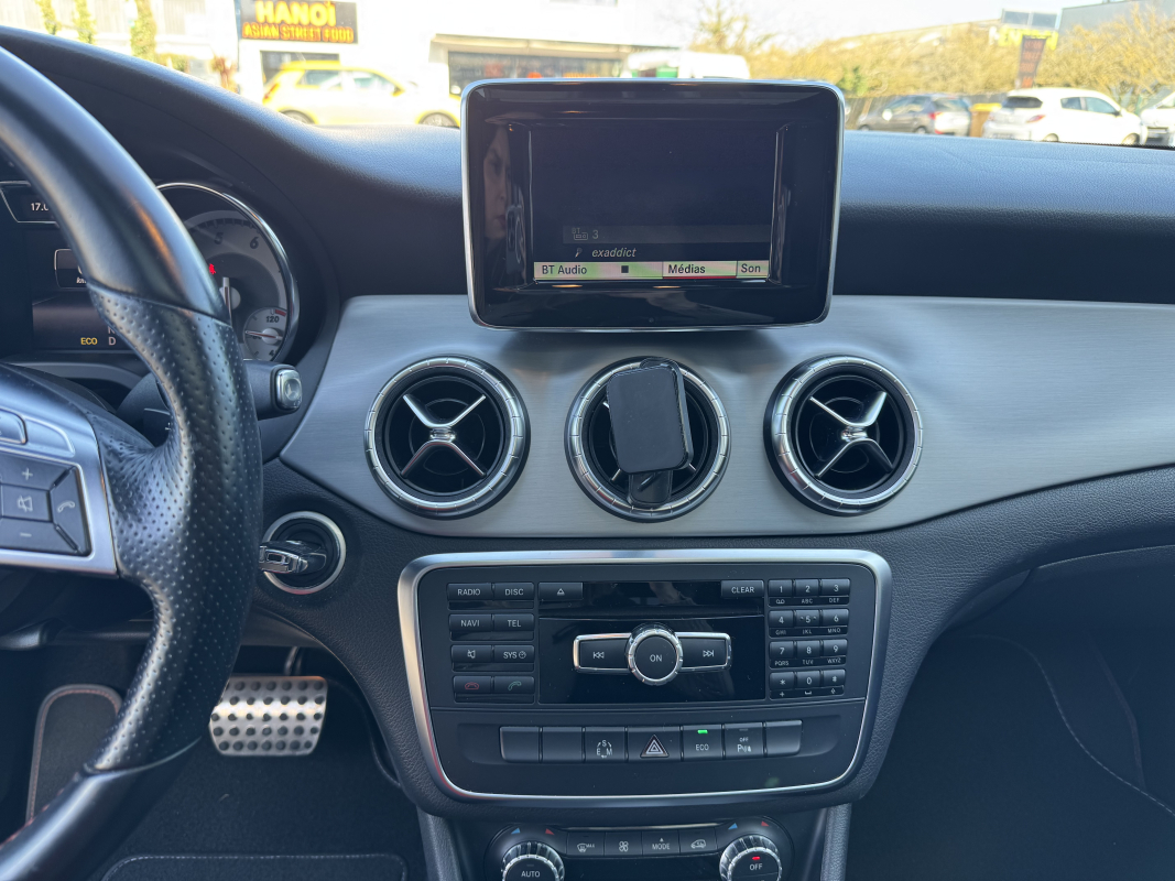 Mercedes Classe CLA — 14