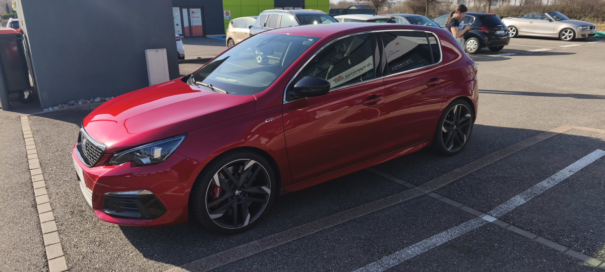 Peugeot 308 — 3