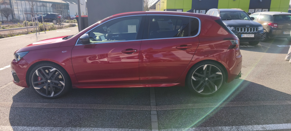 Peugeot 308 — 4