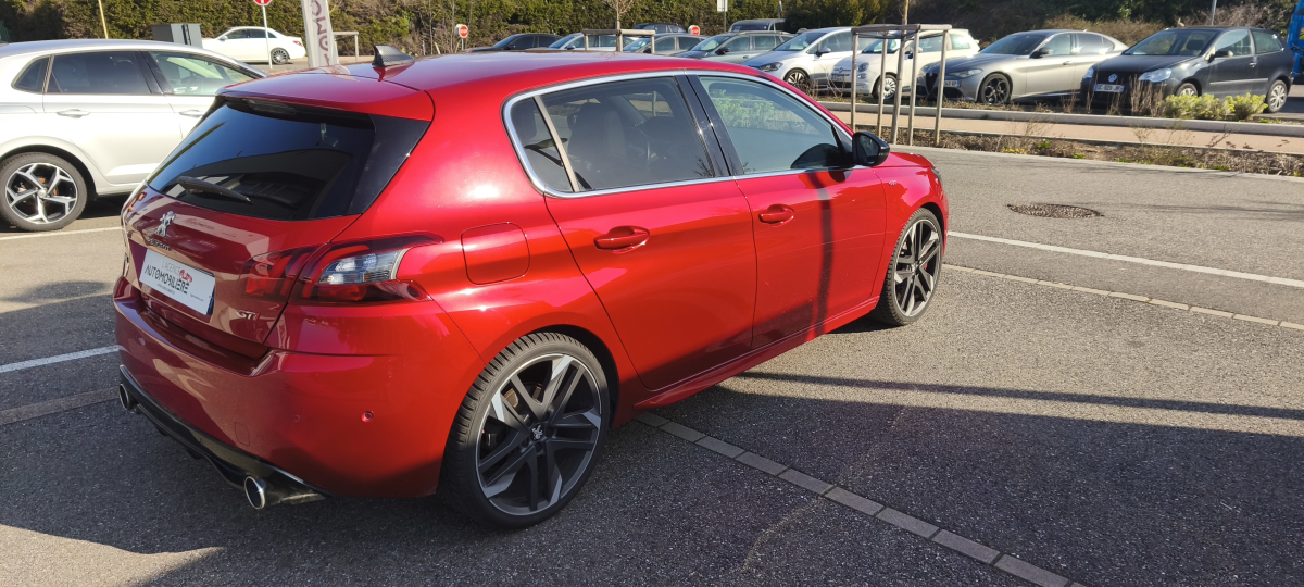 Peugeot 308 — 7