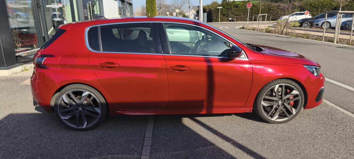Peugeot 308 — 8