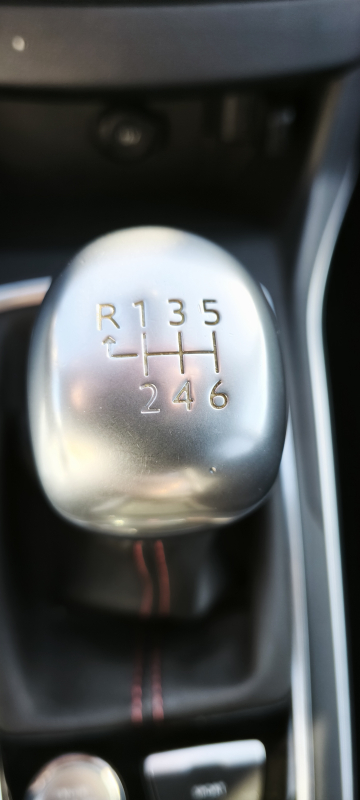 Peugeot 308 — 23
