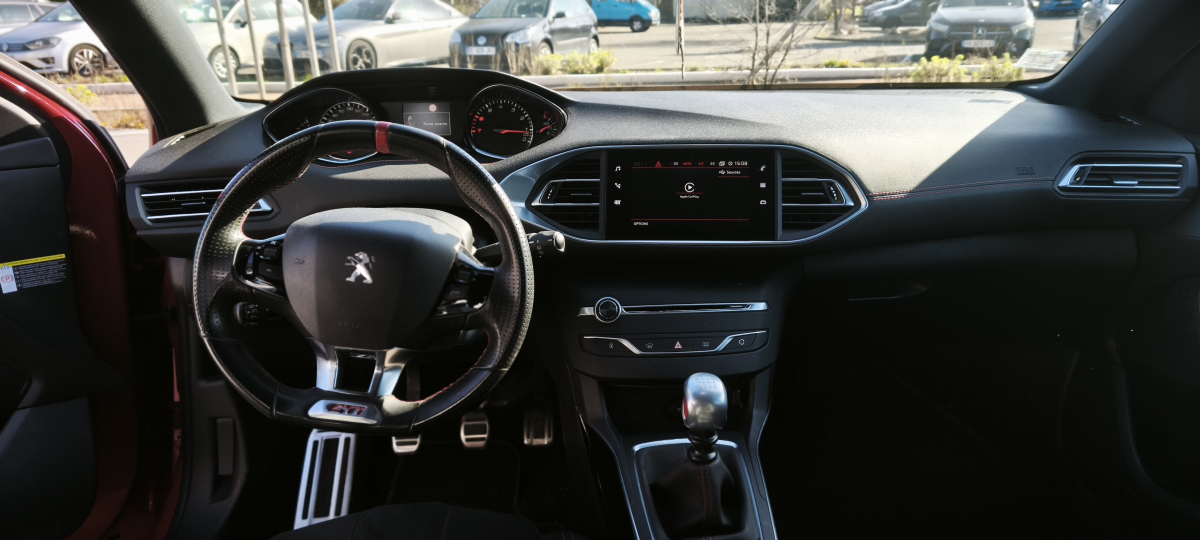 Peugeot 308 — 10