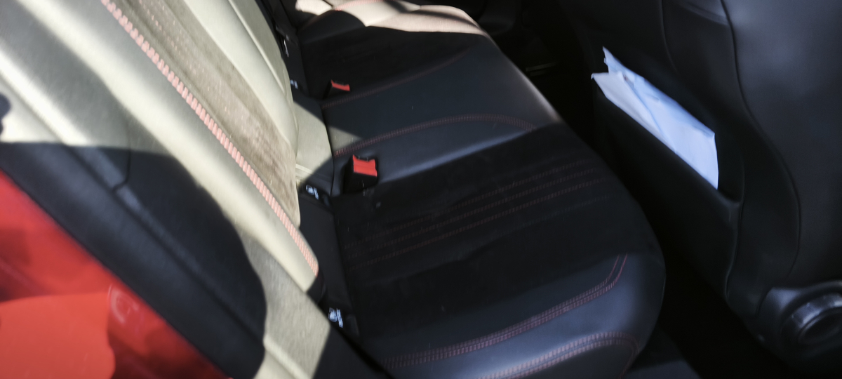 Peugeot 308 — 21