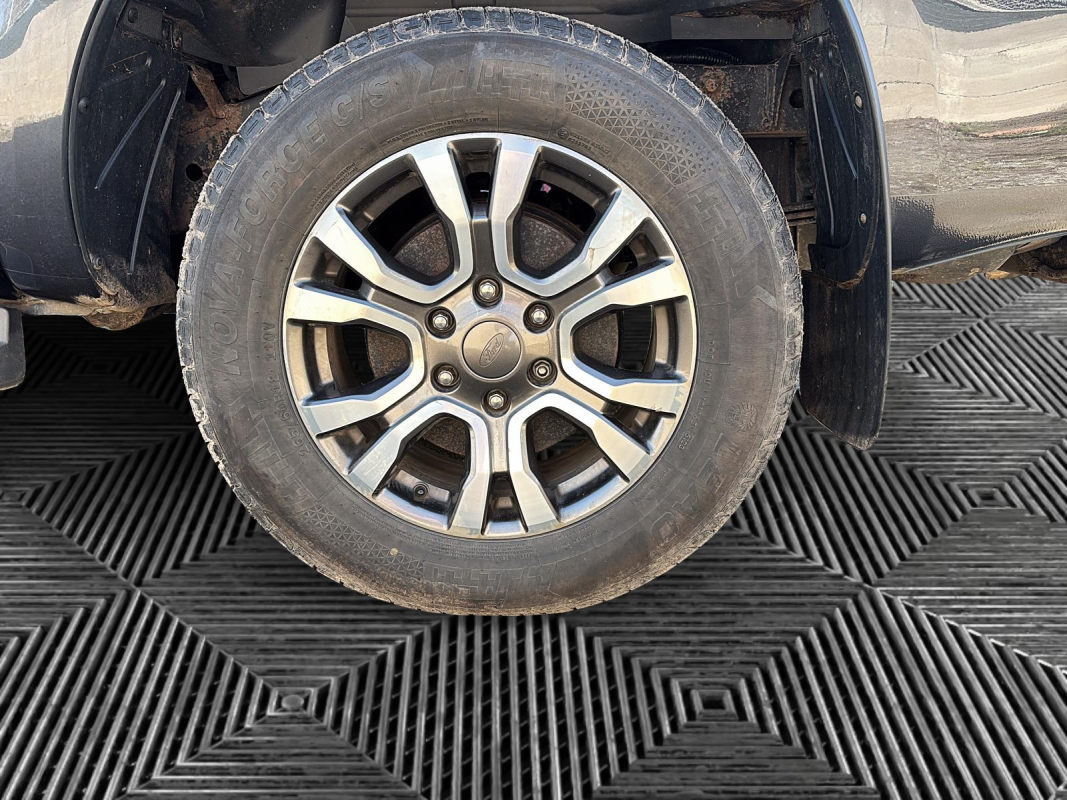 Ford Ranger — 18