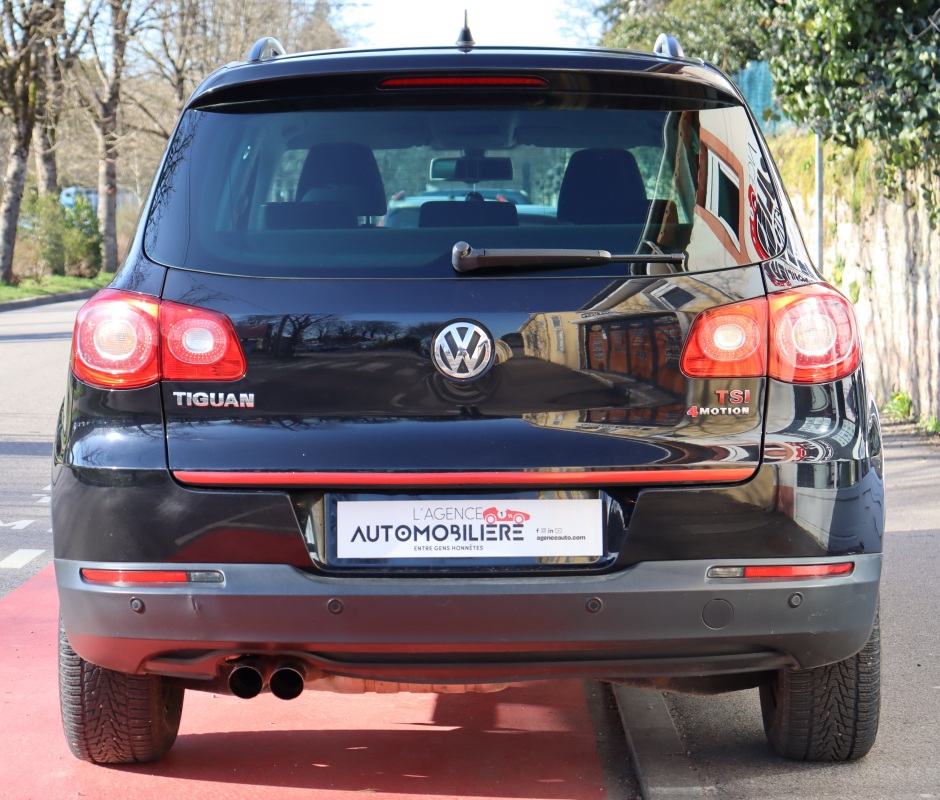 Volkswagen Tiguan — 4