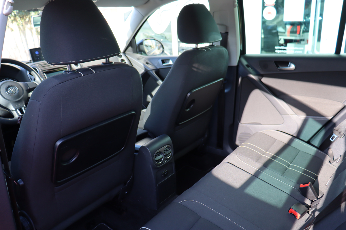 Volkswagen Tiguan — 25