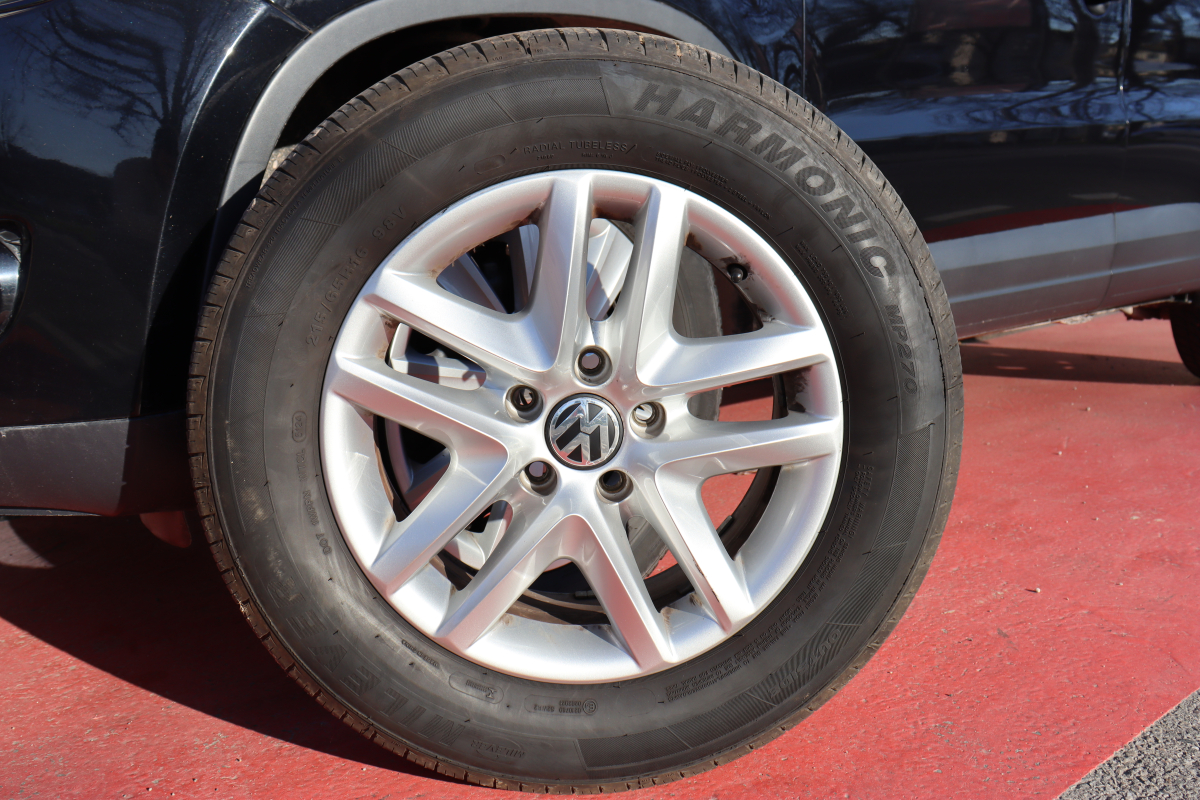 Volkswagen Tiguan — 9