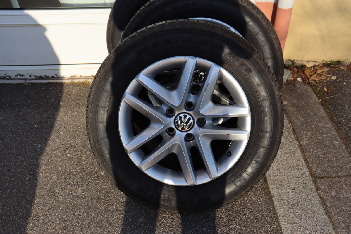 Volkswagen Tiguan — 36