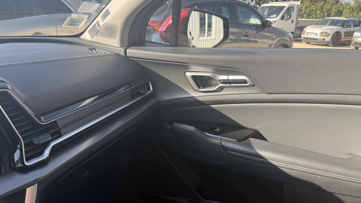 Kia Sportage — 15