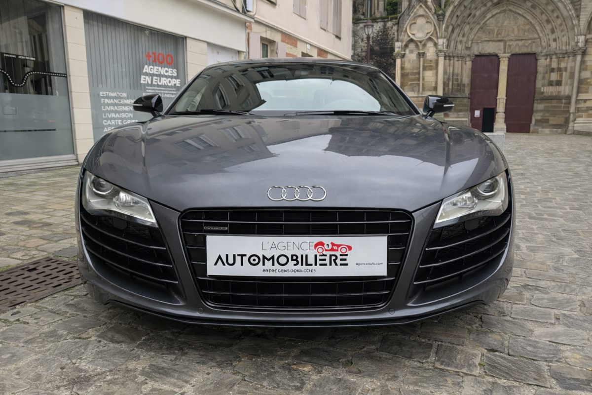 Audi R8 — 2