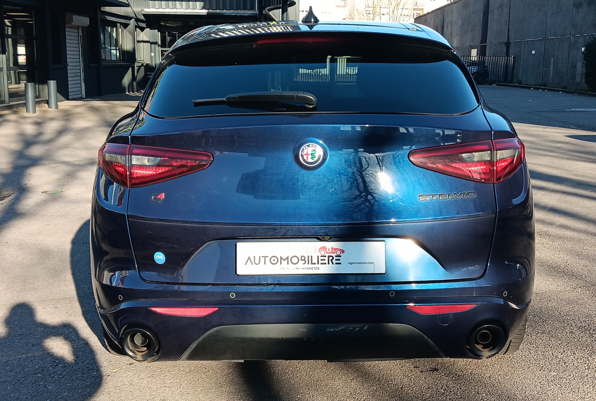 Alfa Romeo STELVIO — 5