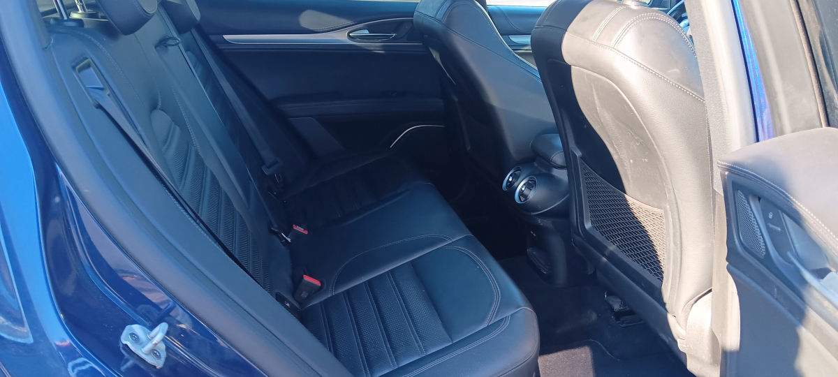Alfa Romeo STELVIO — 13