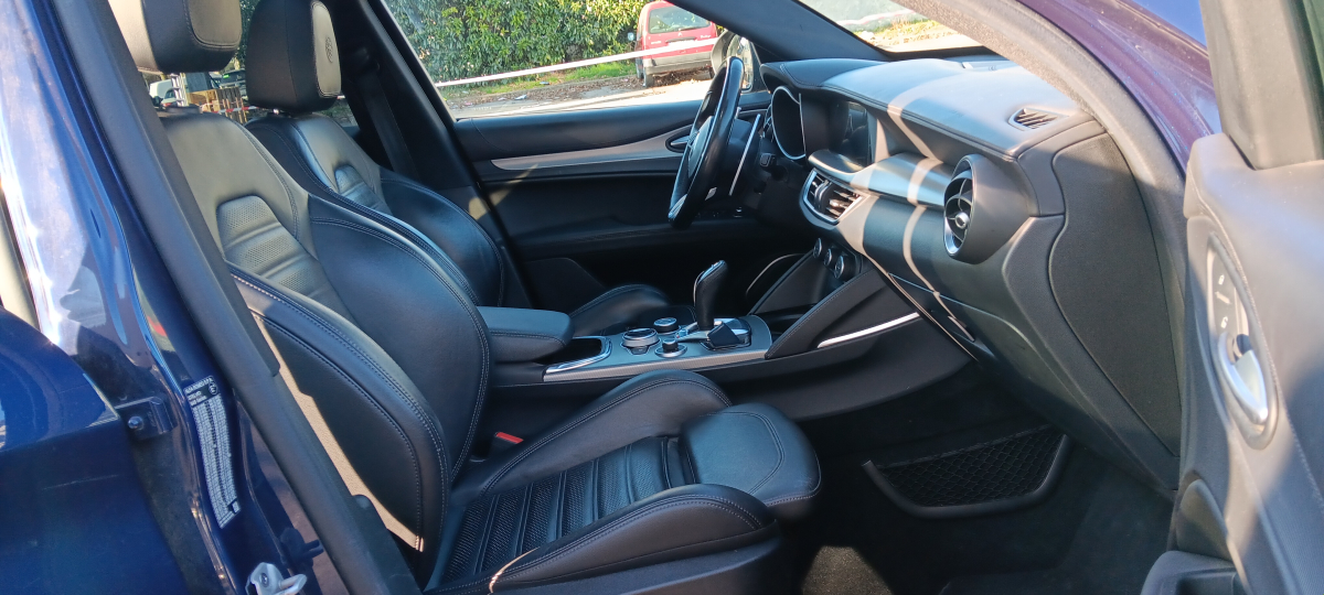 Alfa Romeo STELVIO — 11