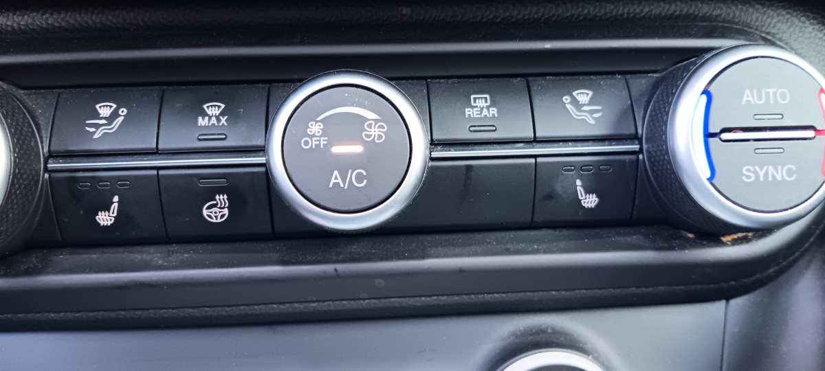 Alfa Romeo STELVIO — 21