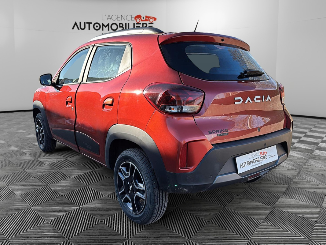 Dacia Spring — 4