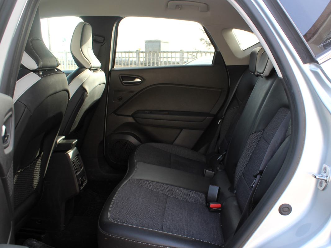 Renault Captur — 11