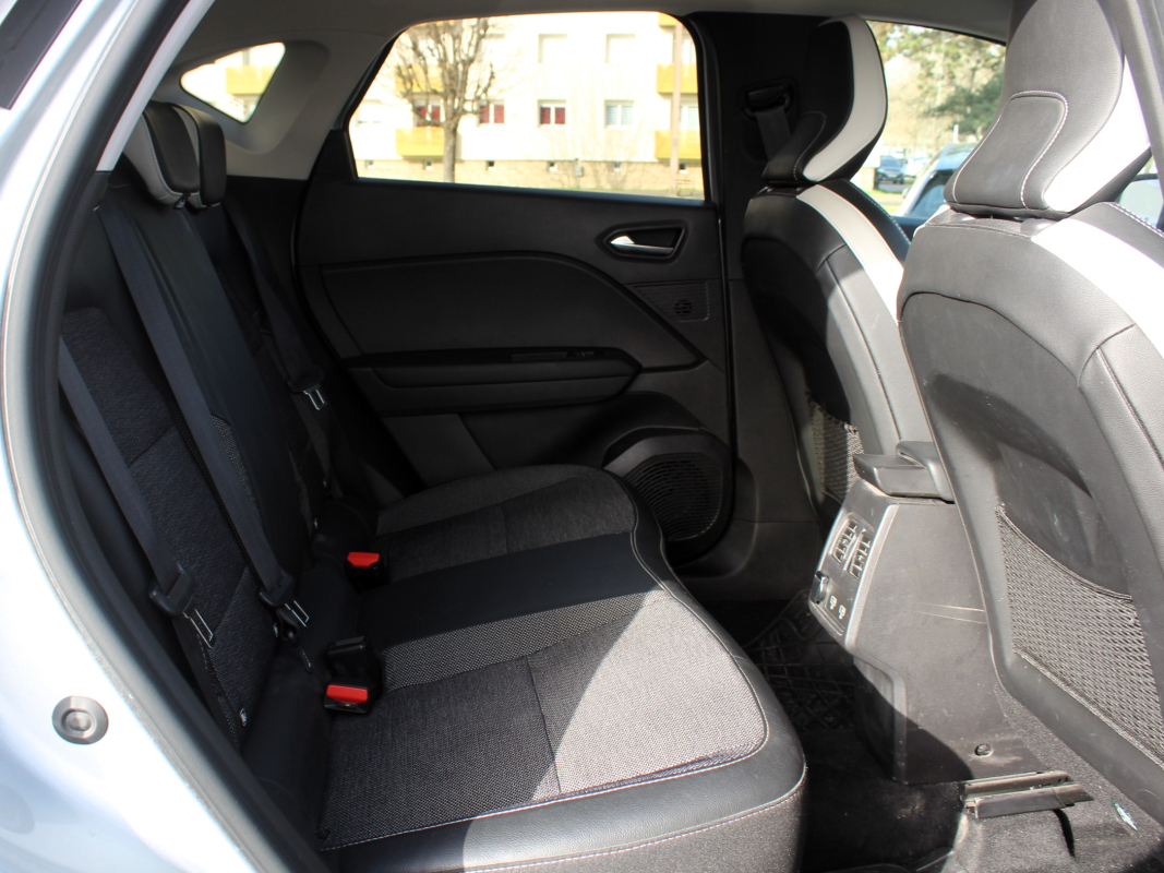 Renault Captur — 12
