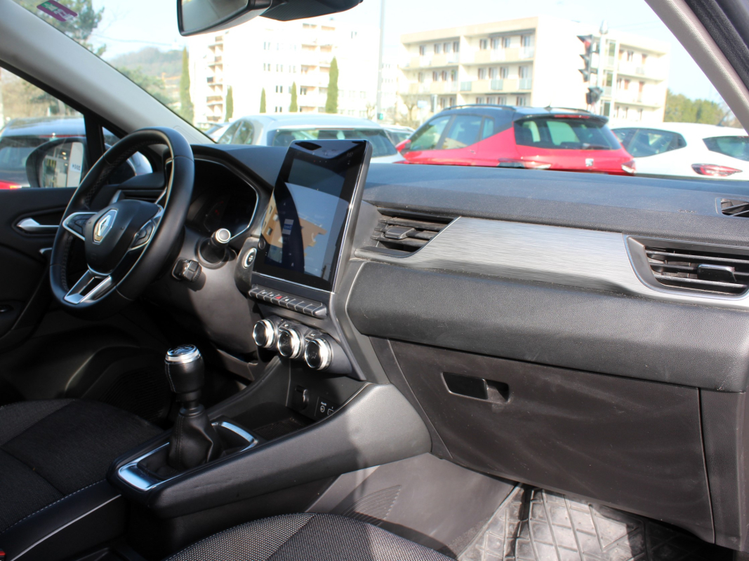 Renault Captur — 18