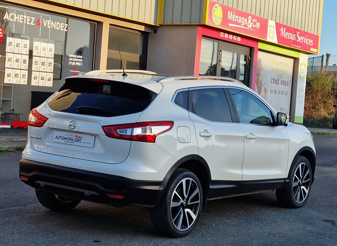 Nissan Qashqai — 6