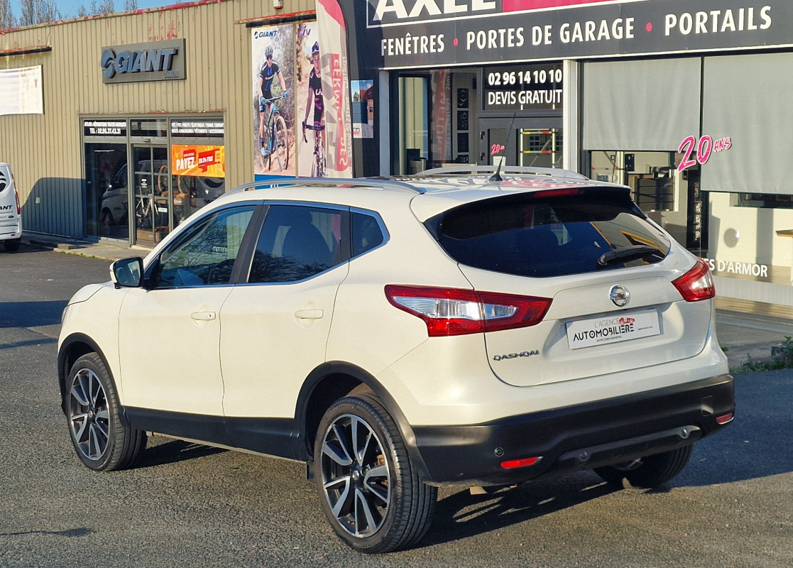 Nissan Qashqai — 9