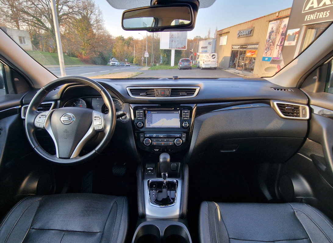 Nissan Qashqai — 11