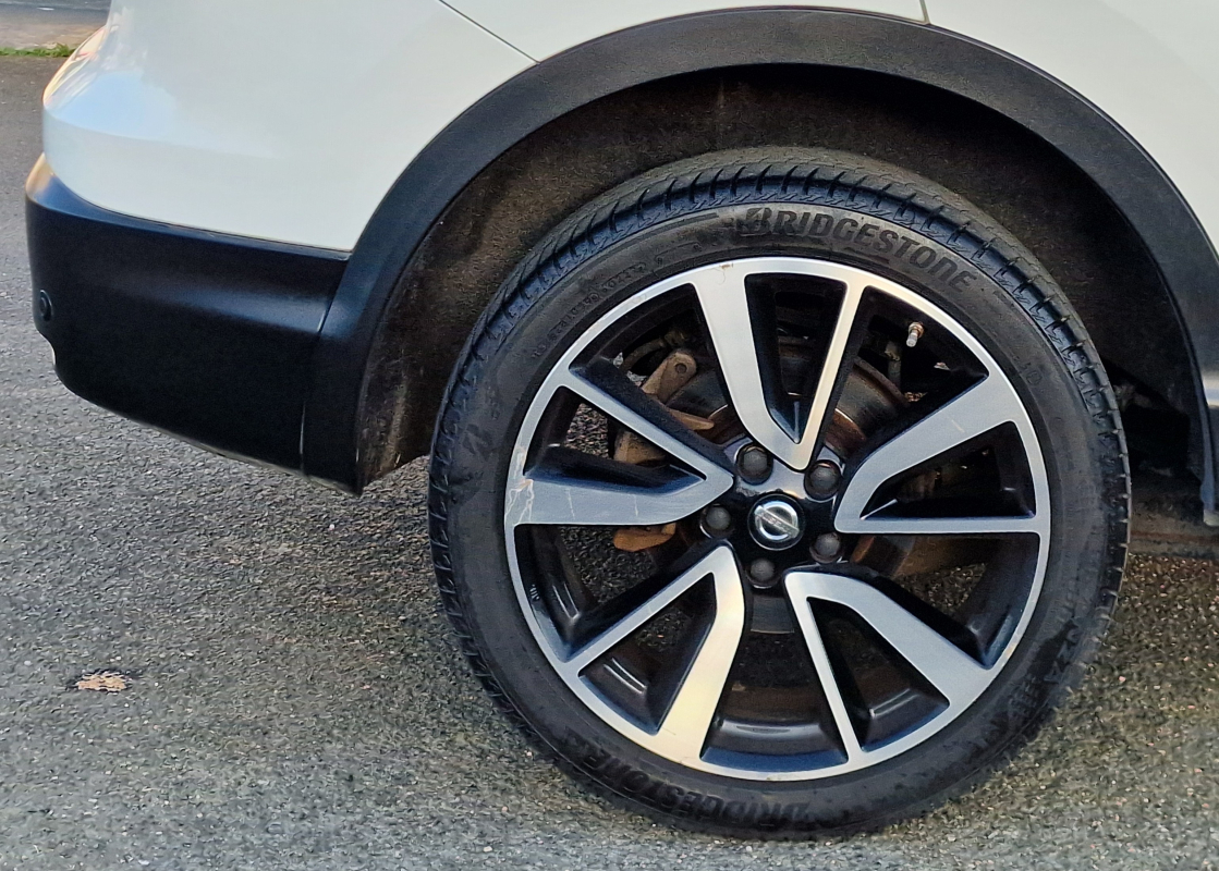 Nissan Qashqai — 23
