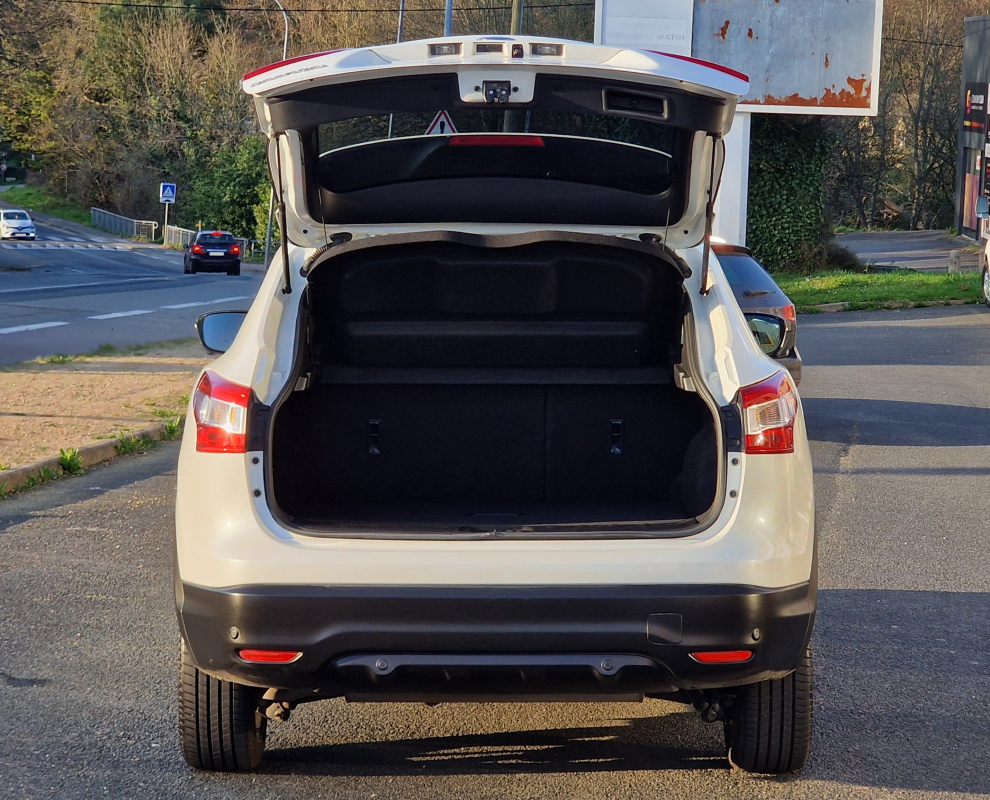 Nissan Qashqai — 33