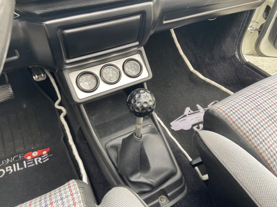 Volkswagen Golf — 20