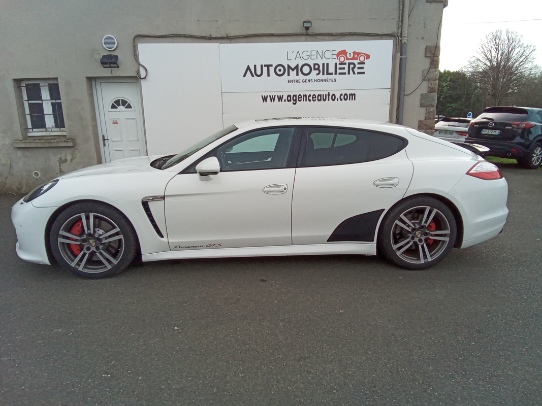 Porsche Panamera — 2