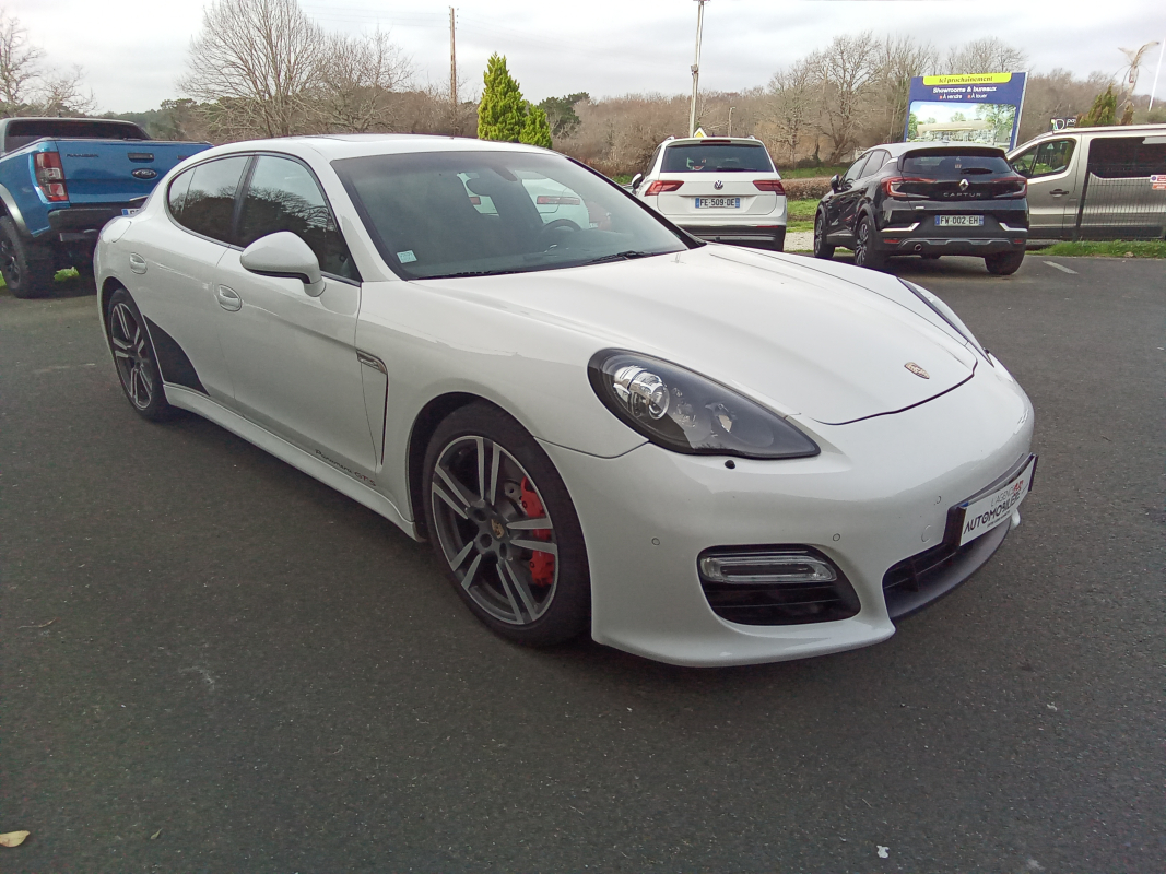 Porsche Panamera — 6