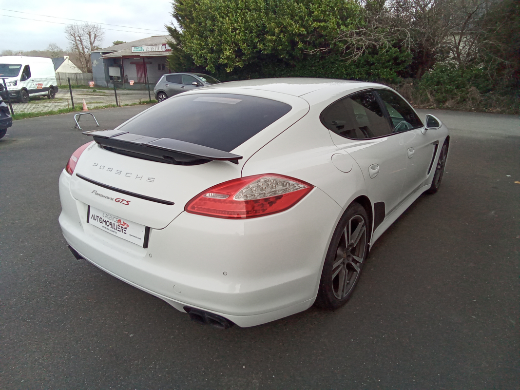 Porsche Panamera — 5