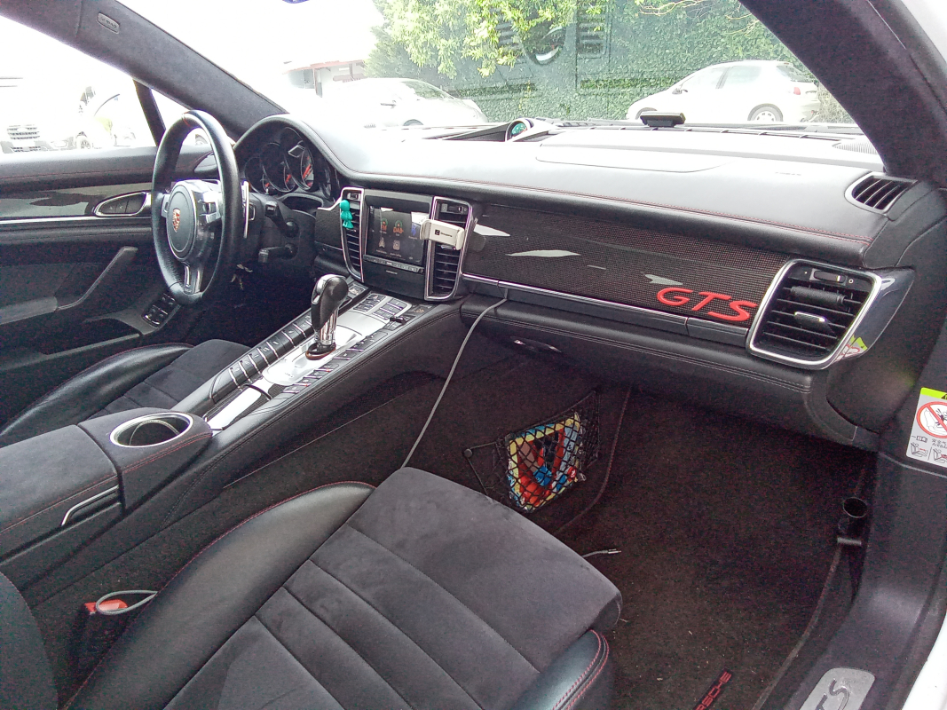 Porsche Panamera — 15