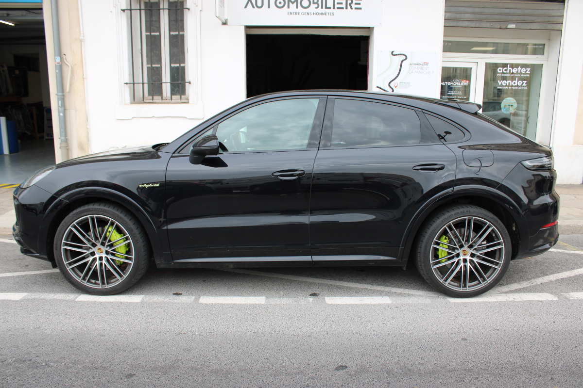 Porsche Cayenne — 8