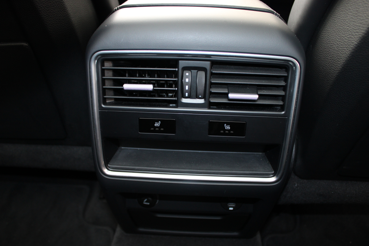 Porsche Cayenne — 22