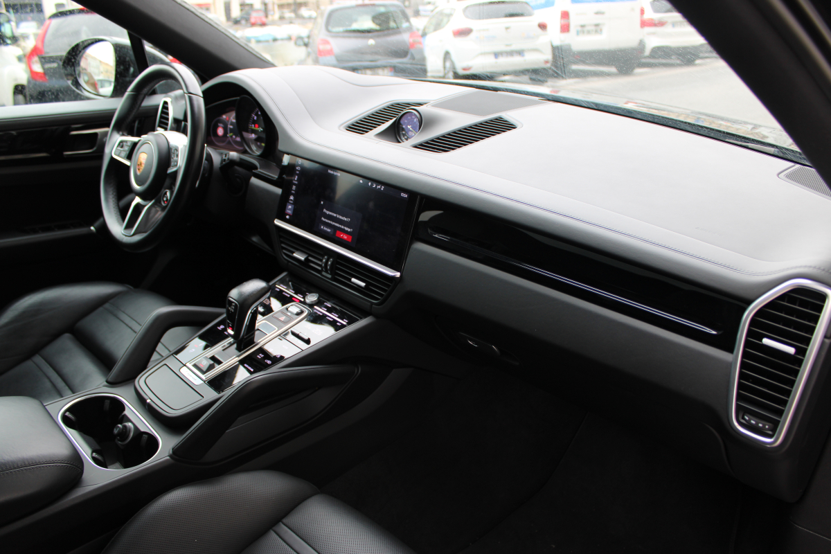 Porsche Cayenne — 9