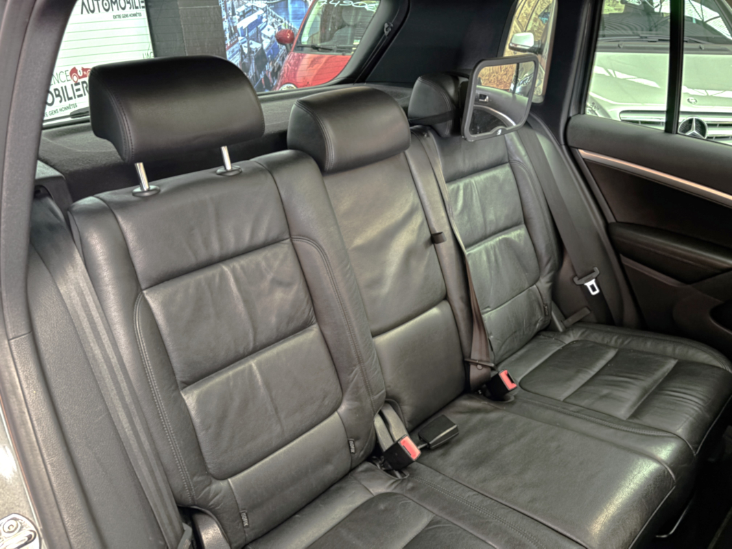 Volkswagen Tiguan — 15