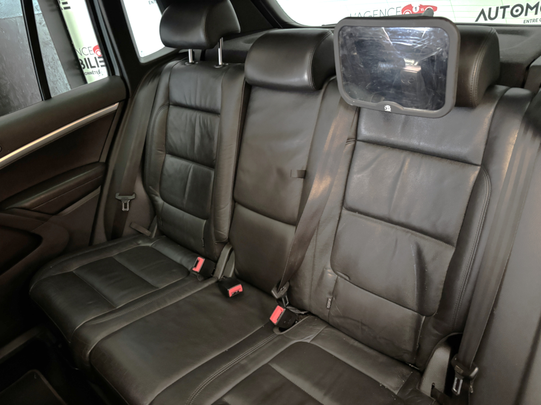 Volkswagen Tiguan — 18