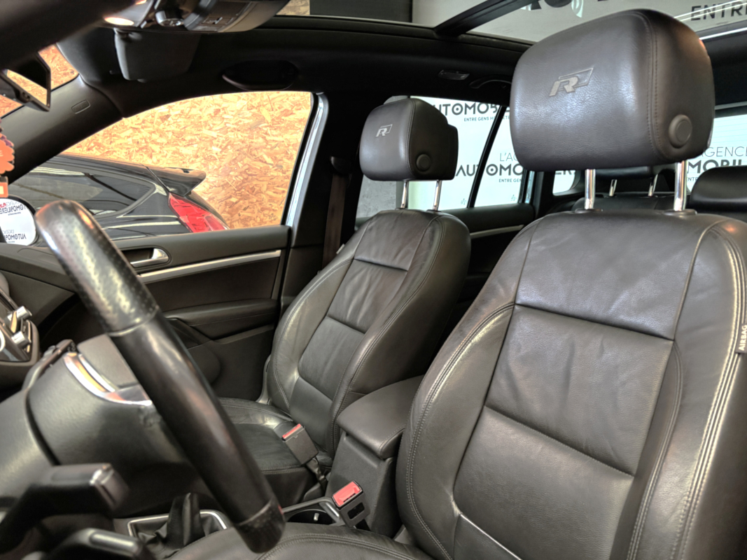 Volkswagen Tiguan — 13