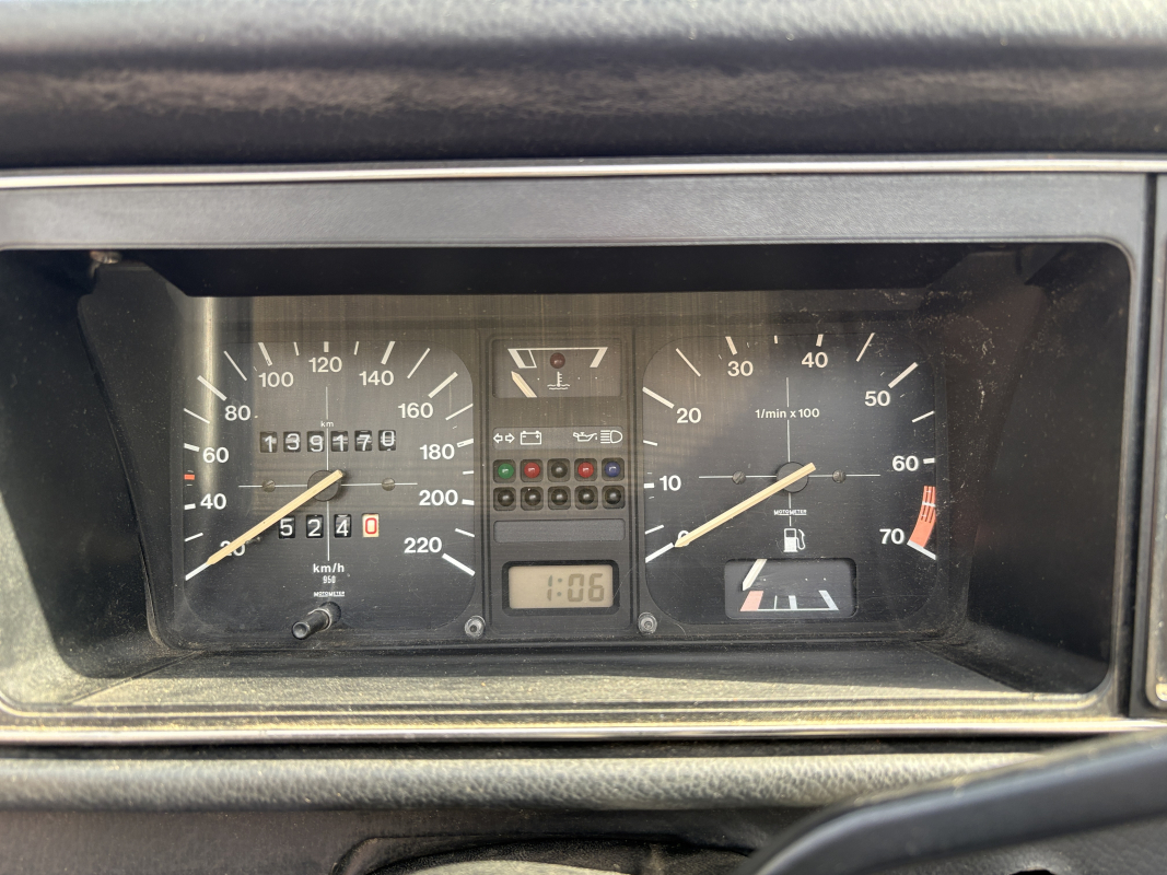 Volkswagen Golf — 18